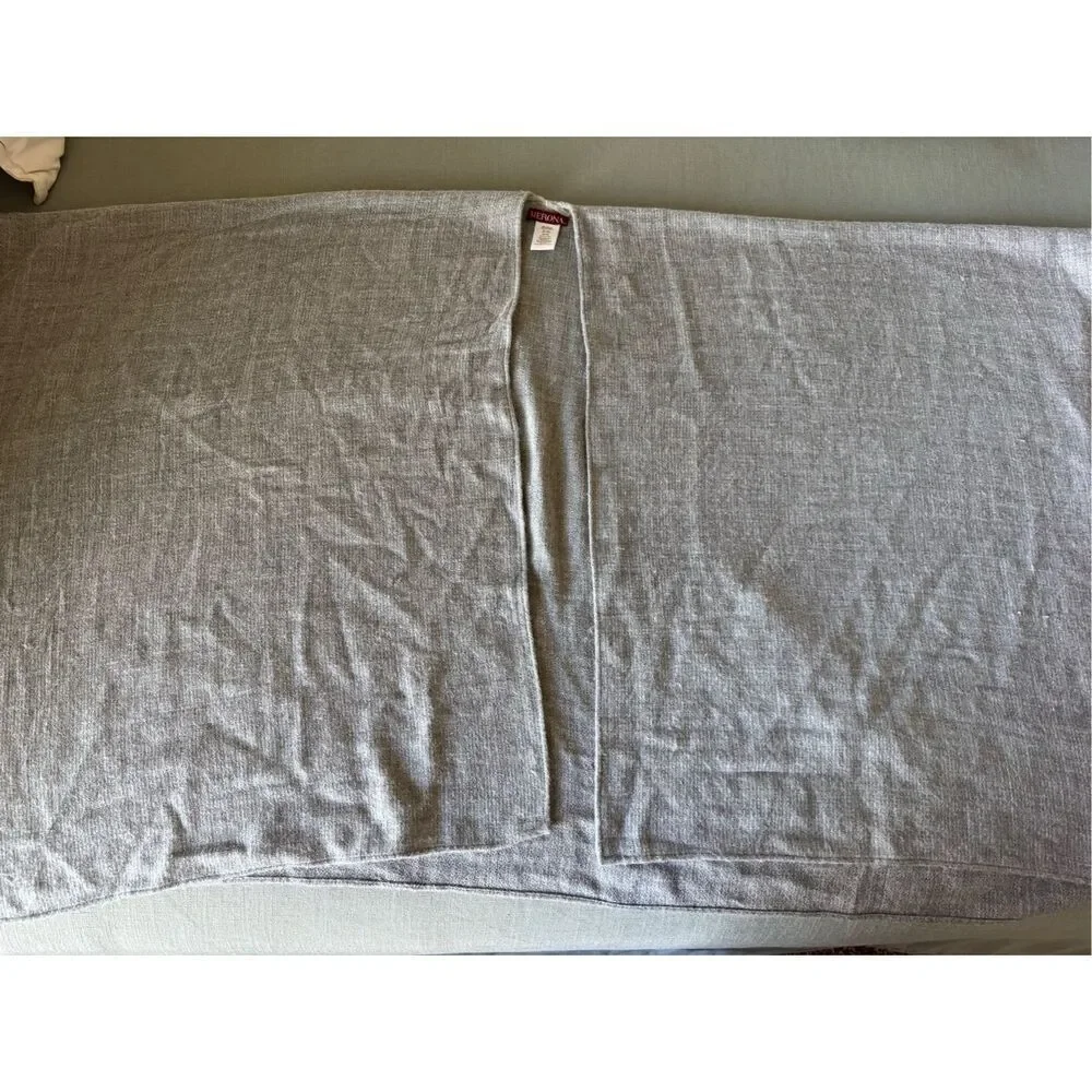 Merona lightwieght grey poncho scarf osfm